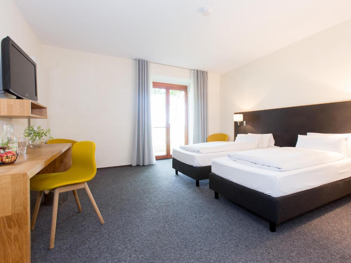 Hotel-Landgasthof Kreuz Bad Waldsee Ngoại thất bức ảnh